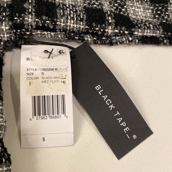NWT Black Tape Black-White Raw Edge, size Small/Medium - Picture 5 of 6